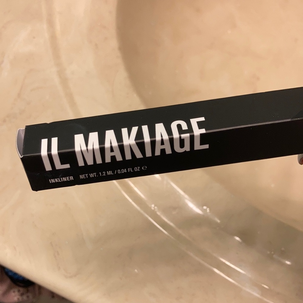 IL Makiage ink eyeliner…NEVER USED